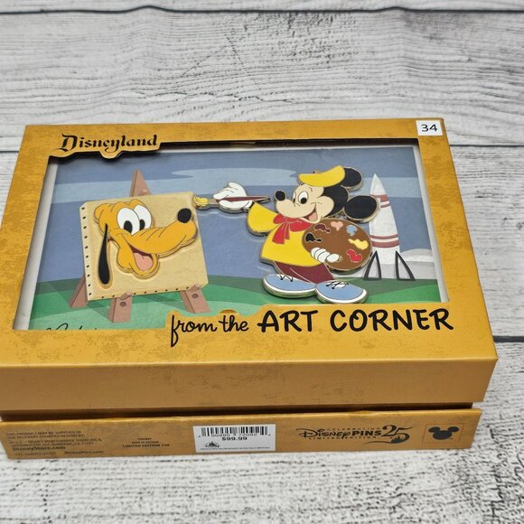 NEW! Disney Niftie Fifties Flashback Disneyland Art Corner LE 150 Box set 5 pins - Picture 1 of 8